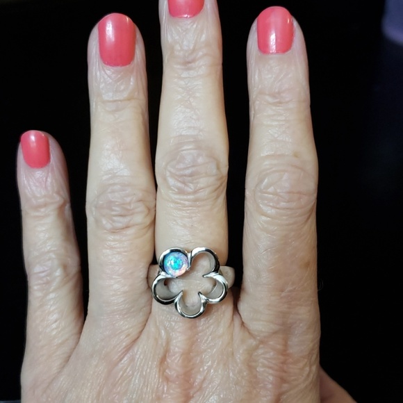 NWOT Solid 925 Sterling Silver & Lab Opal Size 6 - Picture 7 of 7